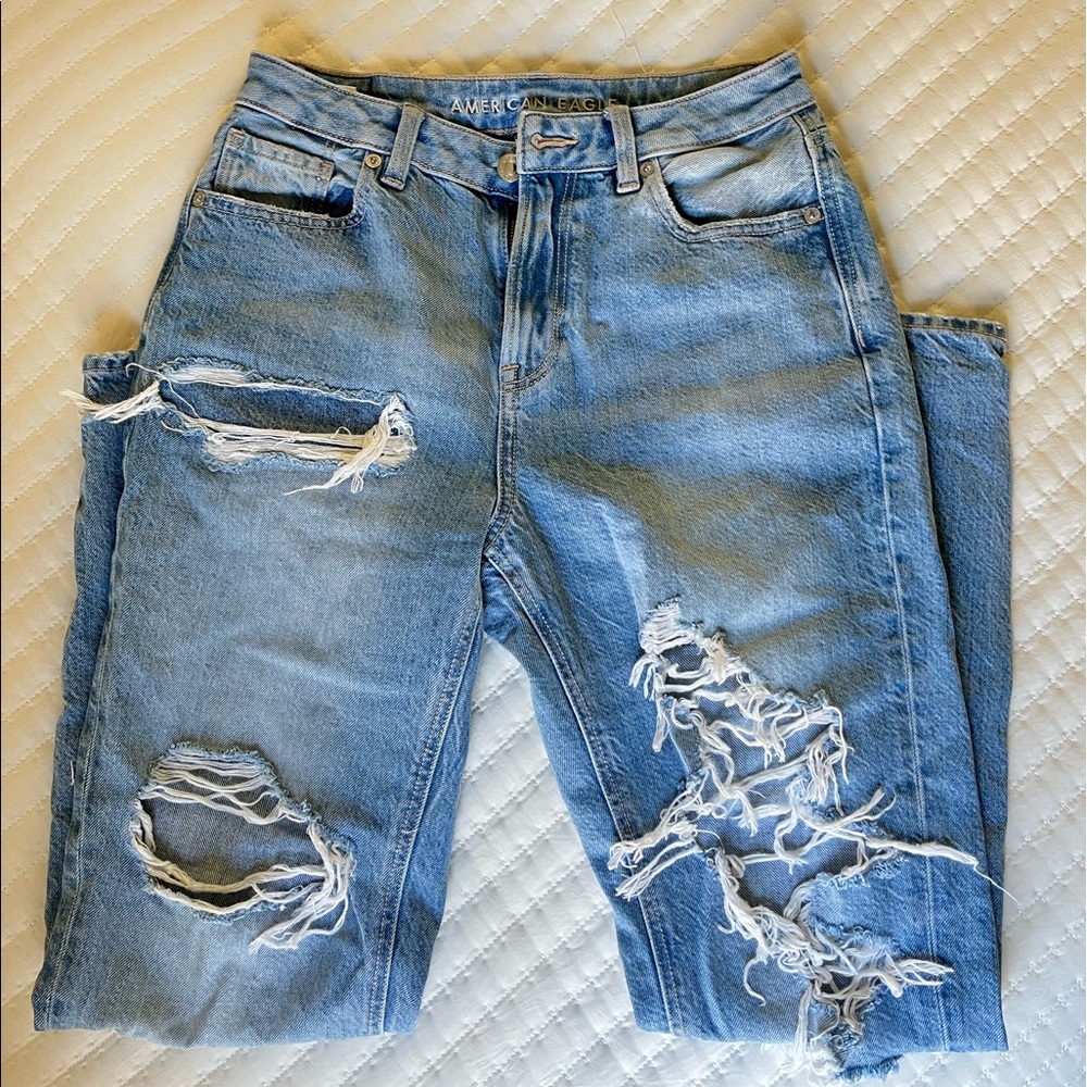 american eagle mom jeans